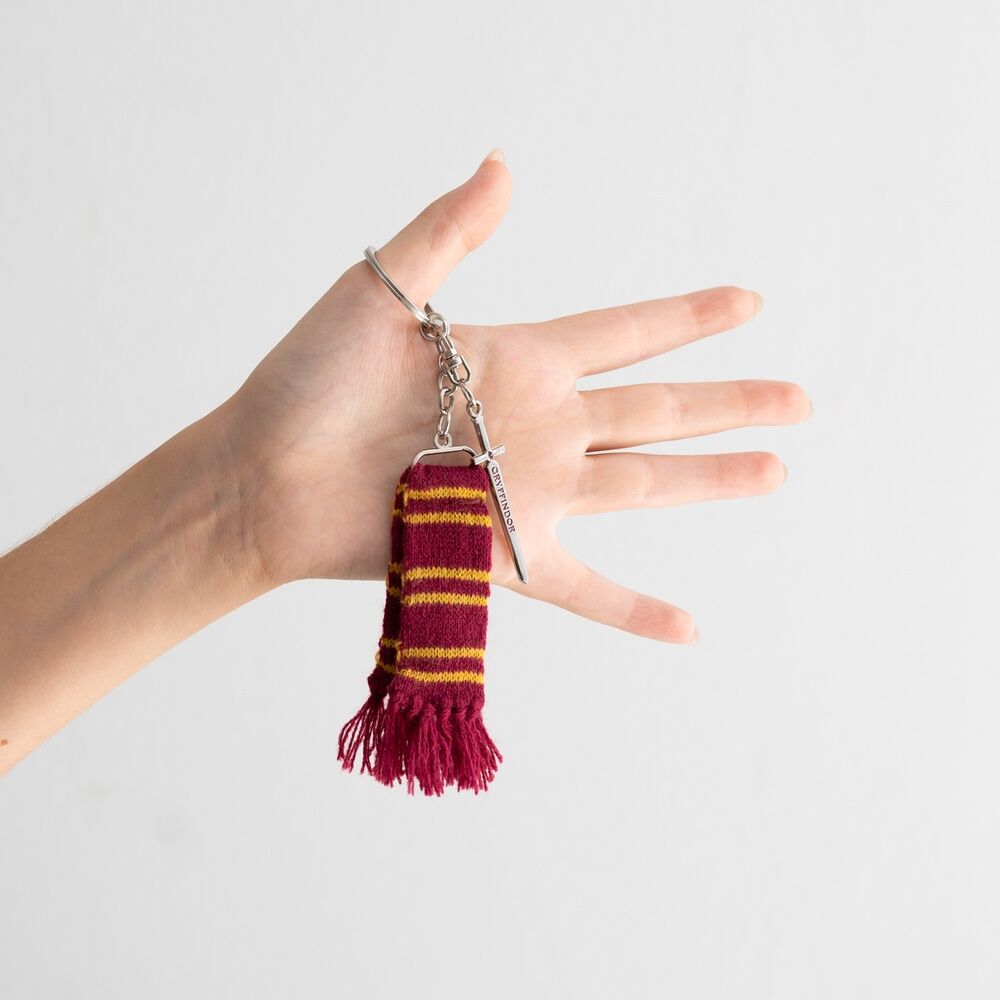 Harry Potter Griffindor scarf keychain - Image 6