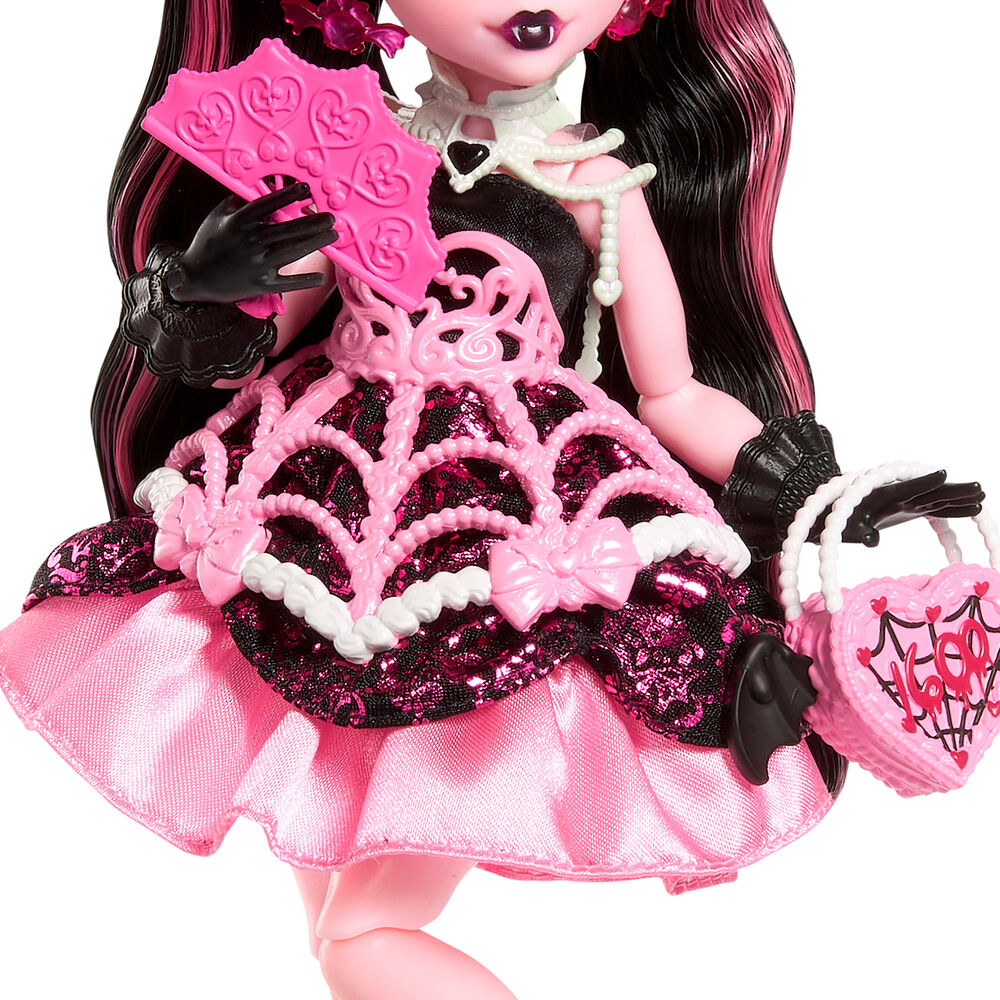 Monster High Scary Sweet Birthday 1600 Draculaura doll - Image 5