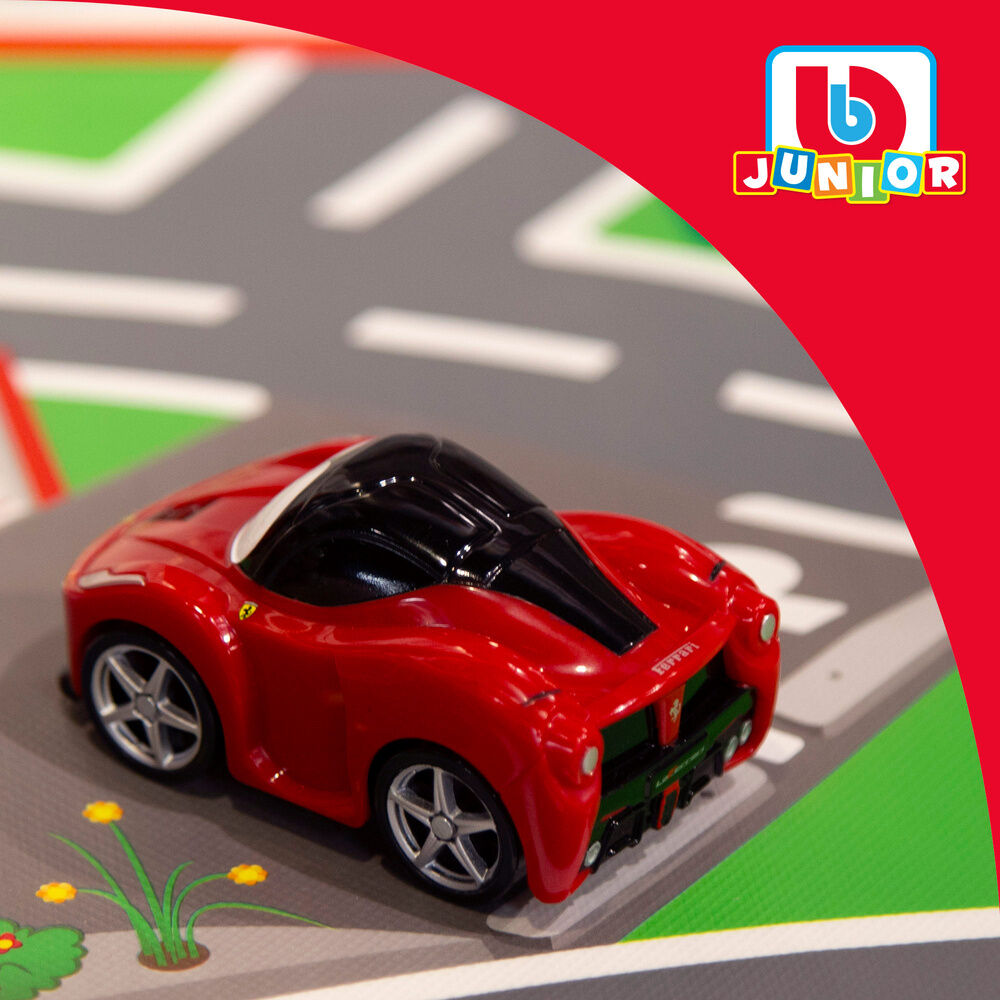 Circuit + Ferrari car - Image 7