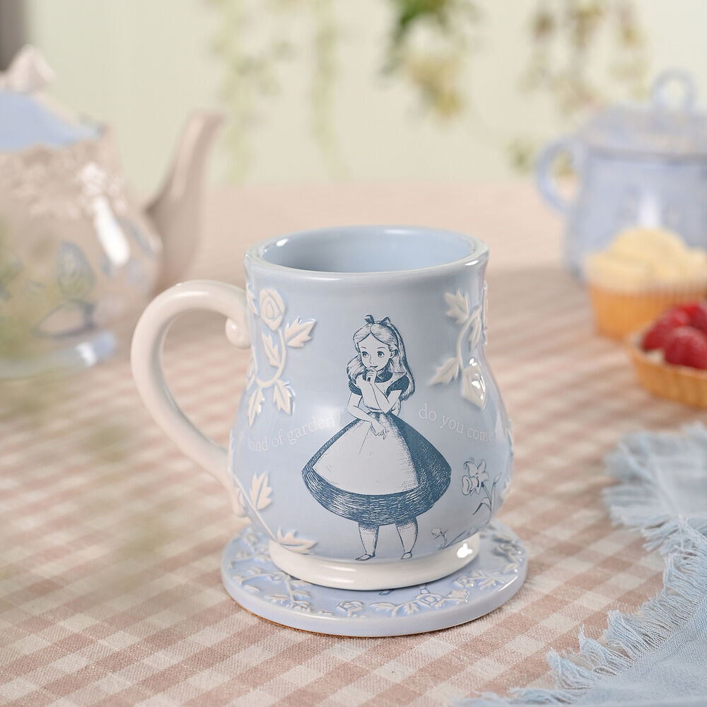 Disney Alice in Wonderland Alice mug - Image 5