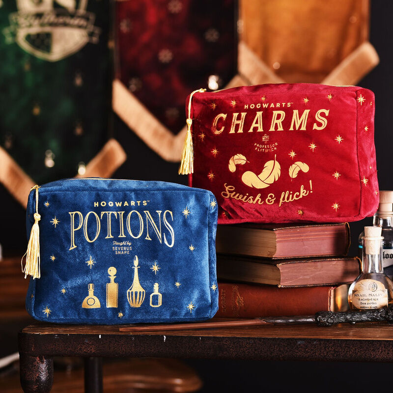 Harry Potter Charms wash bag - Image 5
