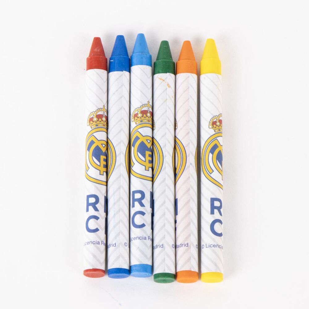 Real Madrid Colouring activity book - Image 3